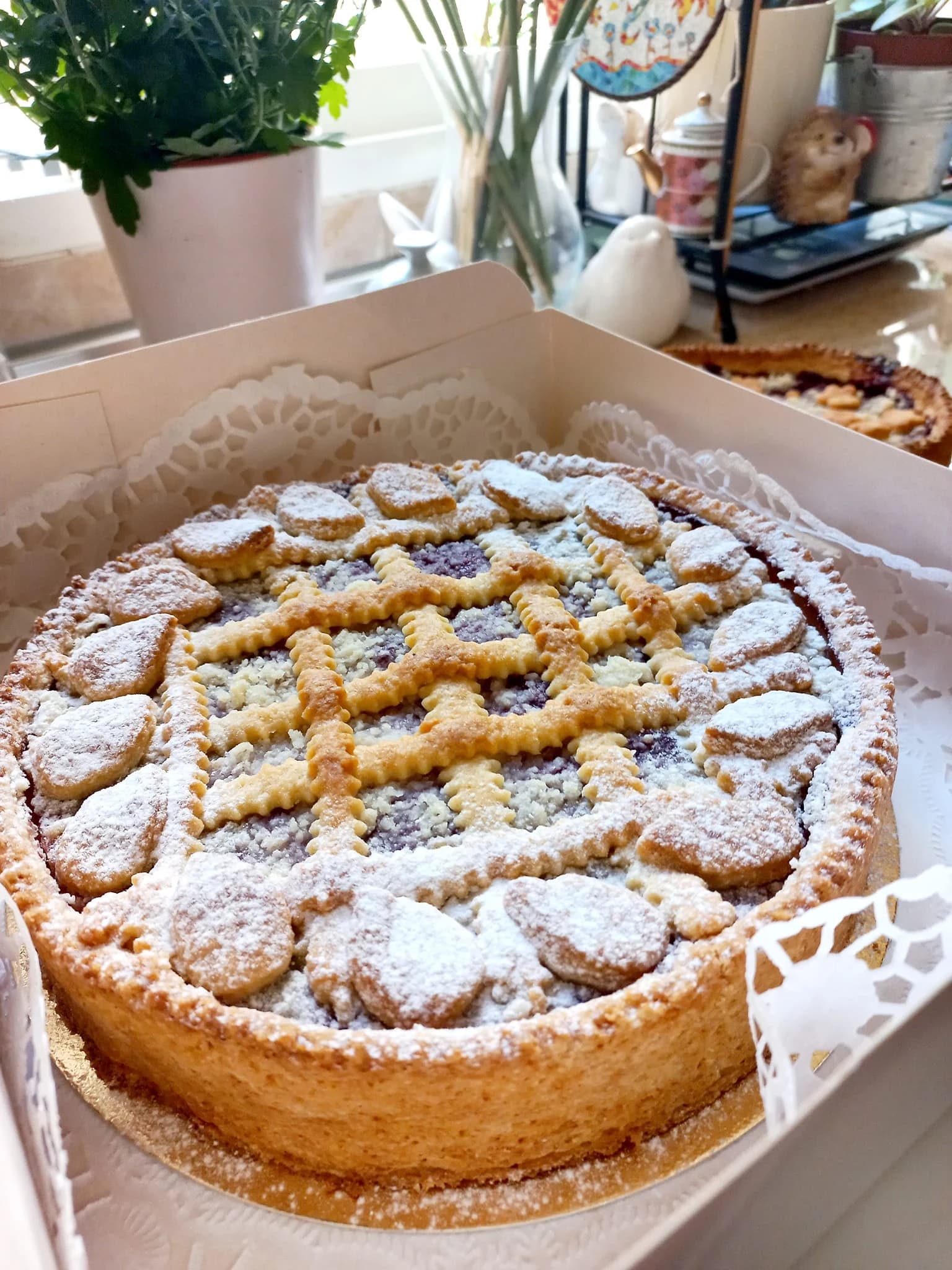 Royal bun with berries